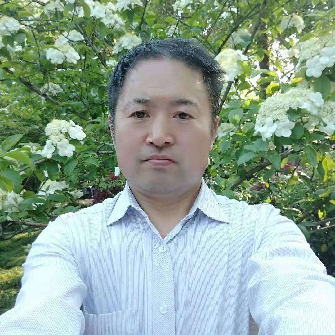 眼神相许羞涩的照片