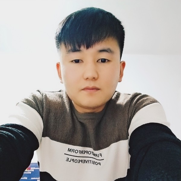 入野自由的照片