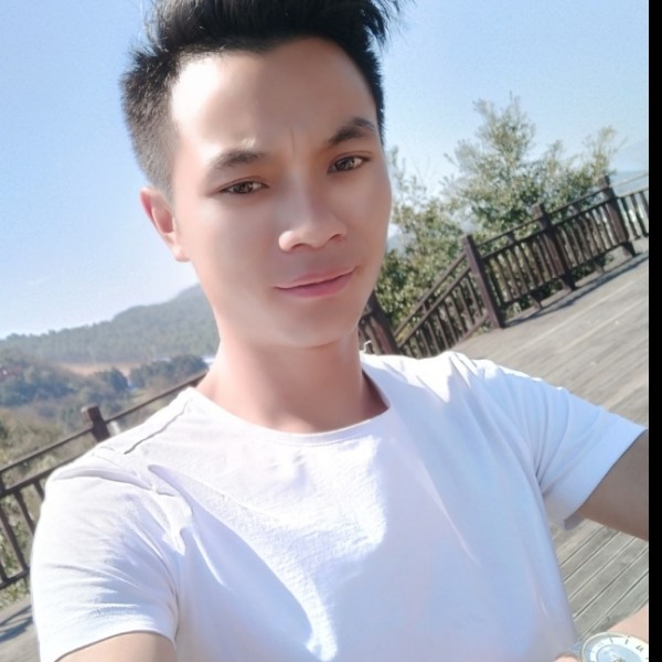 青衣扯过时的照片