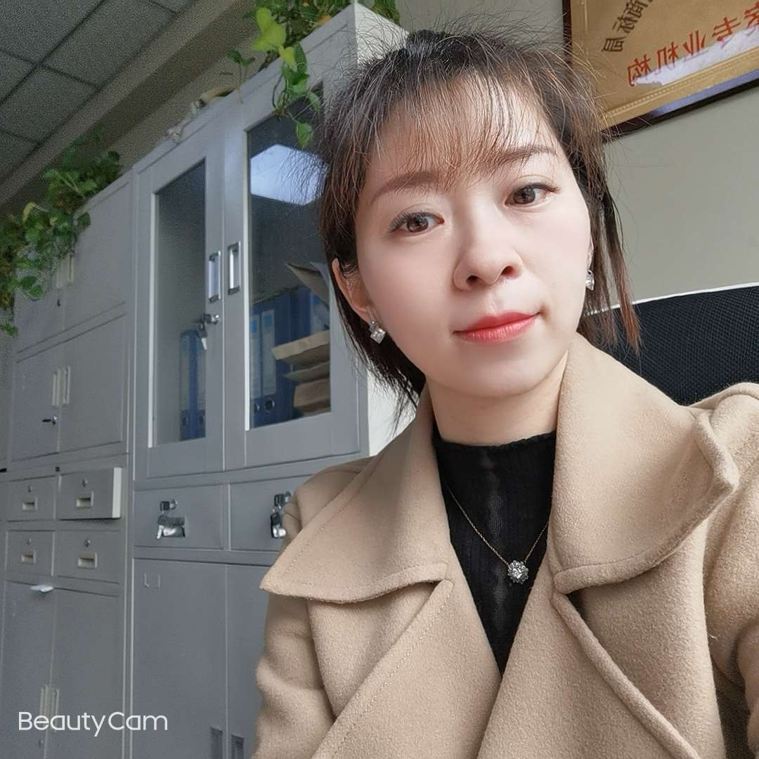 高月静的照片