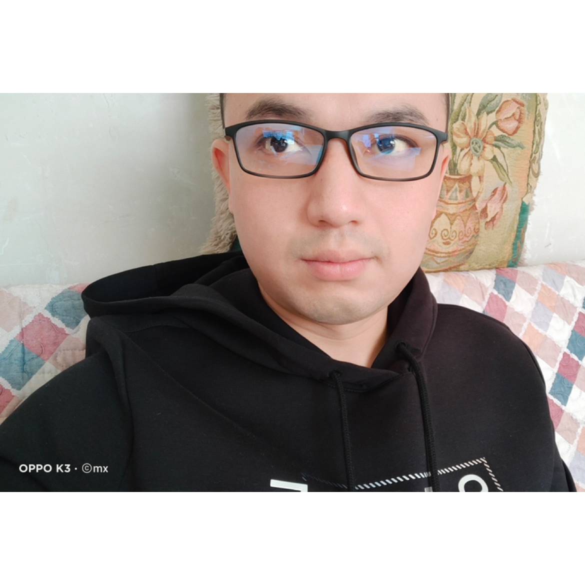 走火入魔的胖子的照片