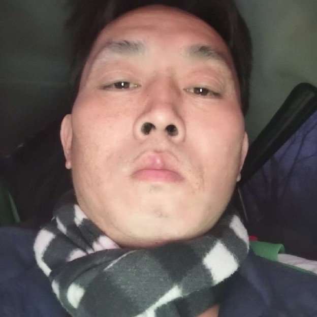 篮球深拥酷酷的照片