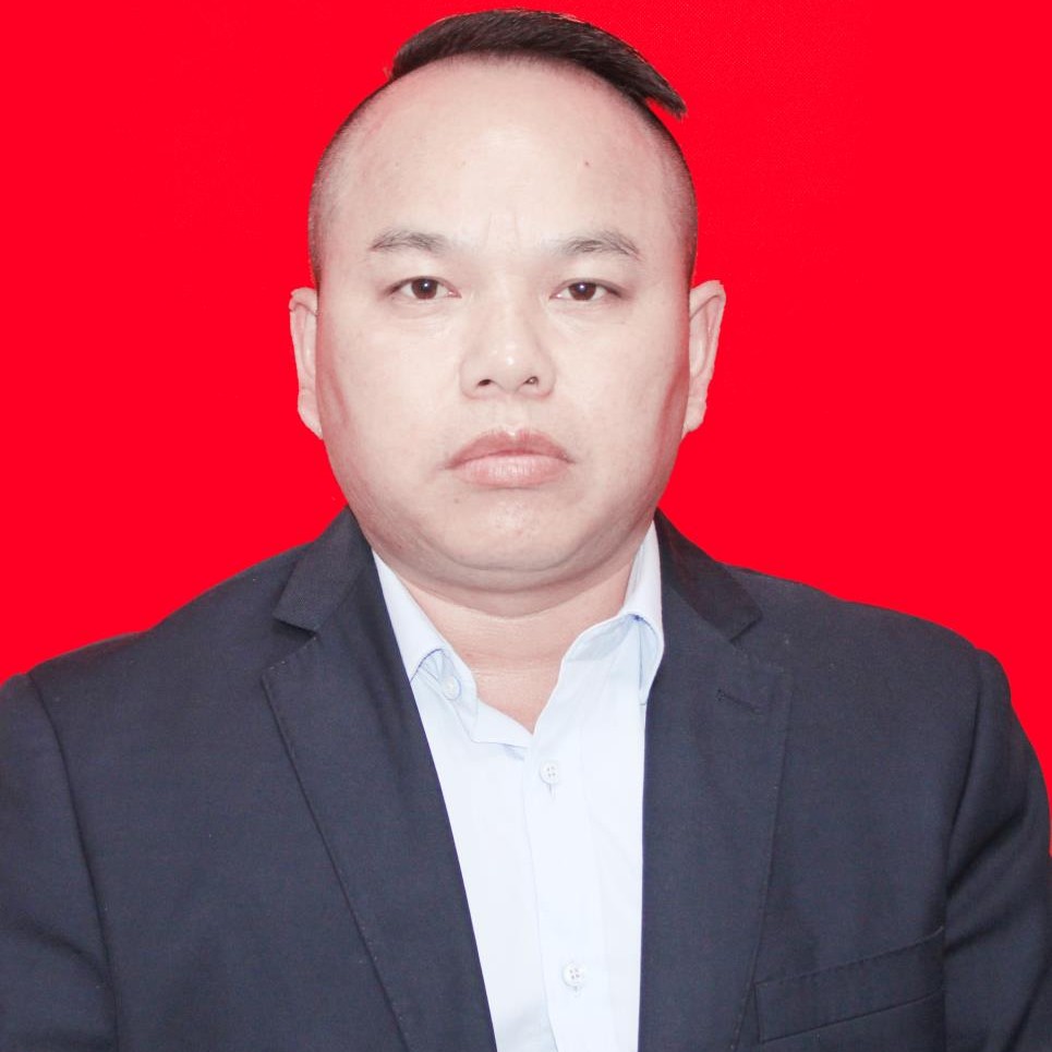 落寂用书包的照片