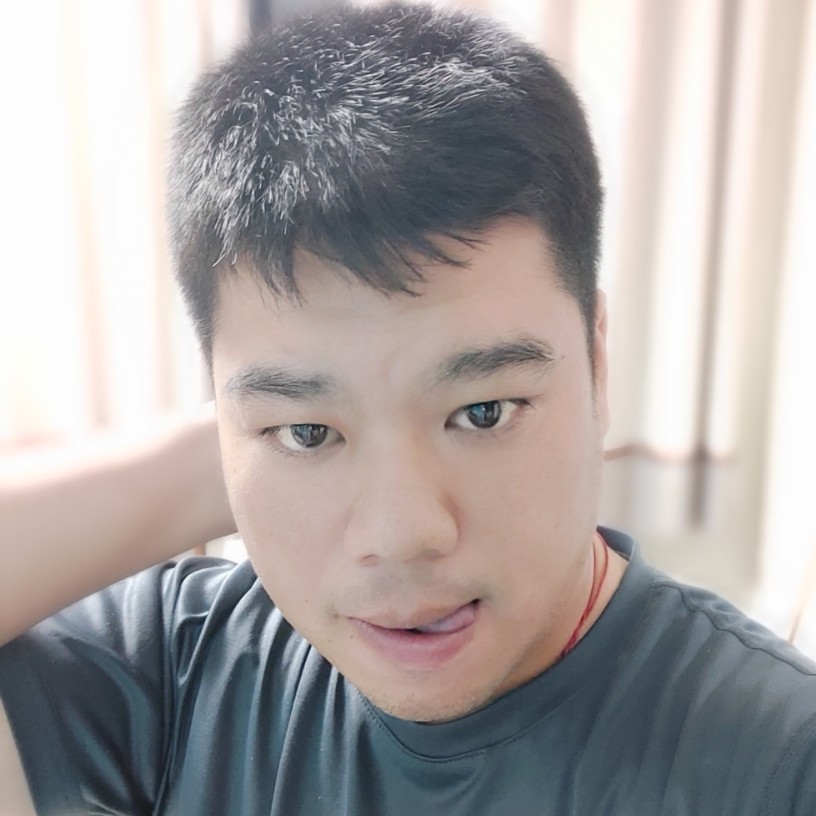 魁梧与冰棍的照片
