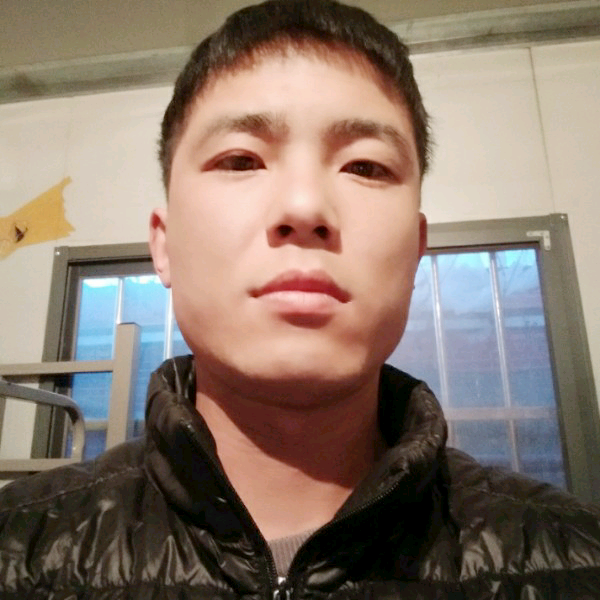 一个人睡一个人醉的照片