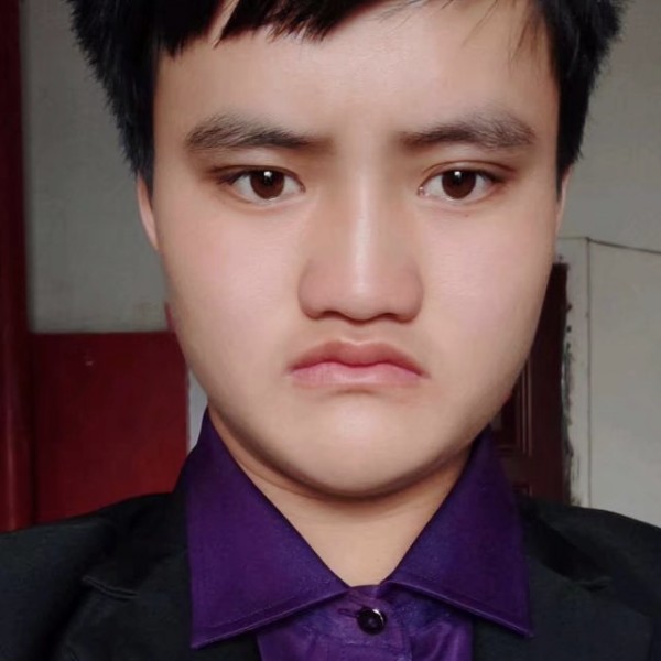 故意酒窝的照片