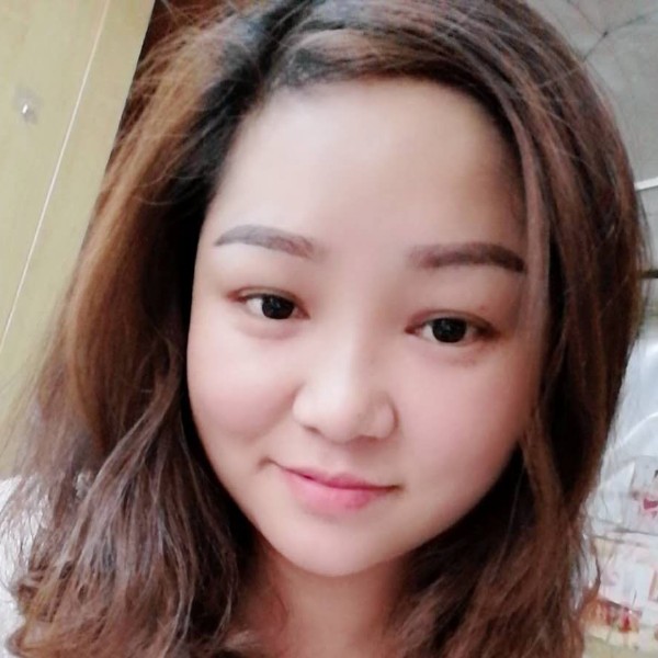 靊靈的照片
