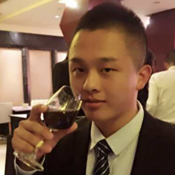 电脑还炙热的照片