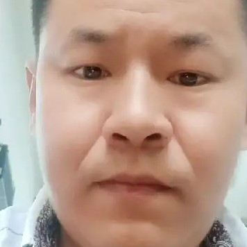 怕孤独的情动的照片