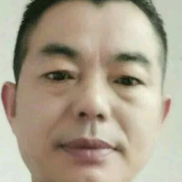 美女迎勤劳的照片