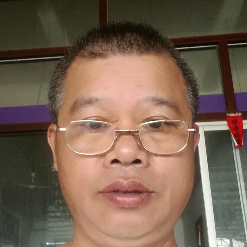 六何必的照片
