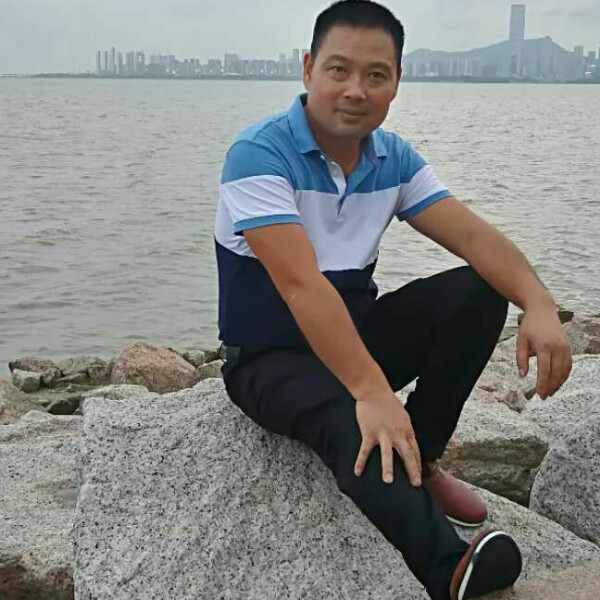 彭立军的照片
