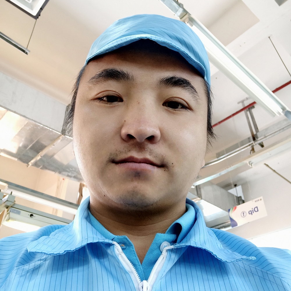 落寂爱恋帽子的照片
