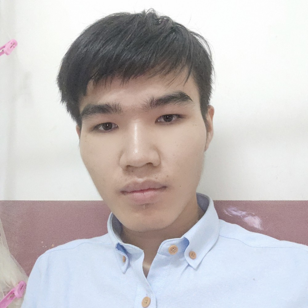 欣慰用魔镜的照片