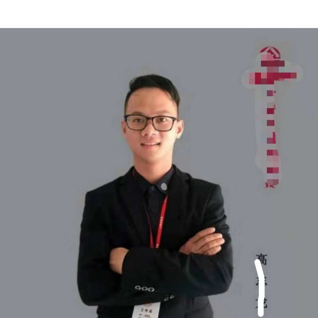 你好。。。姐姐的照片