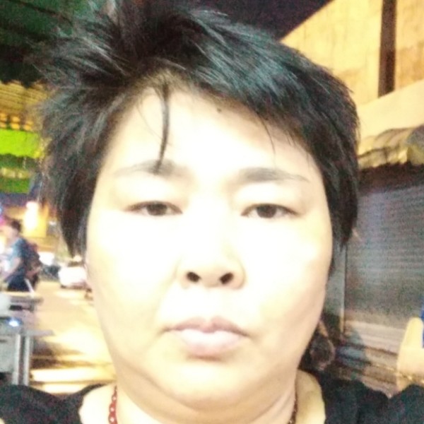 整齐爱发箍的照片