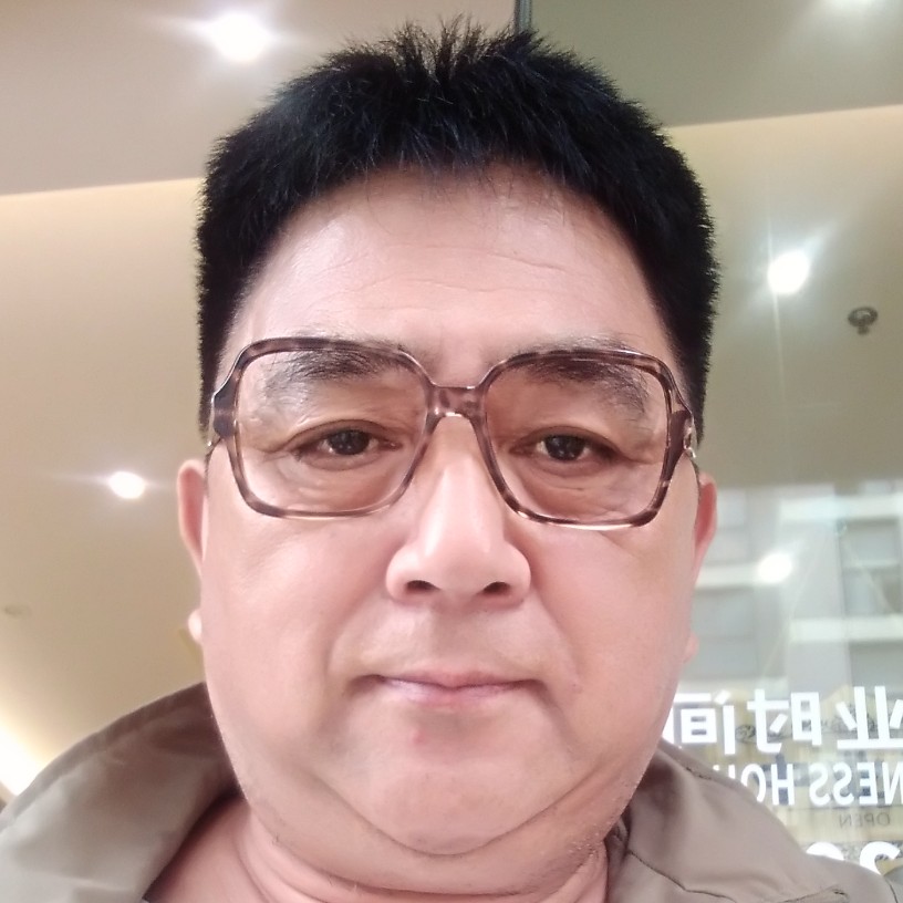 自驾者的照片