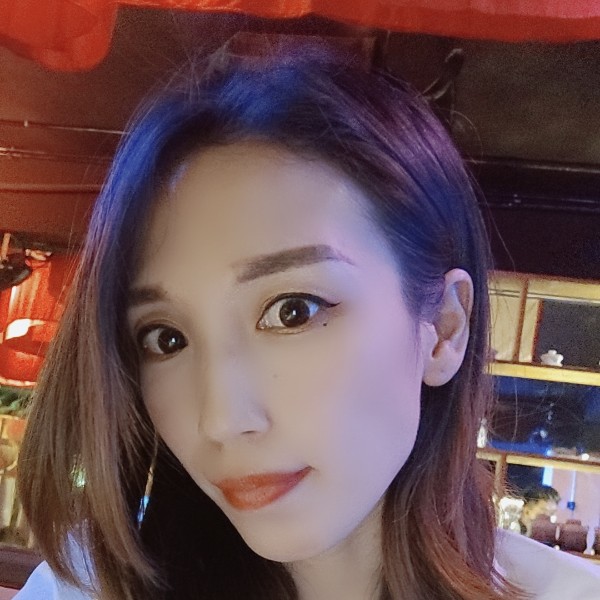 找四块五的小哥哥的照片