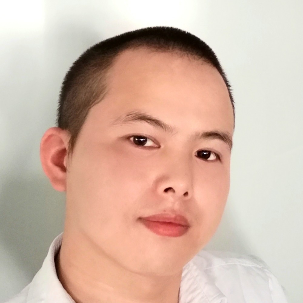 沐浴城光的照片