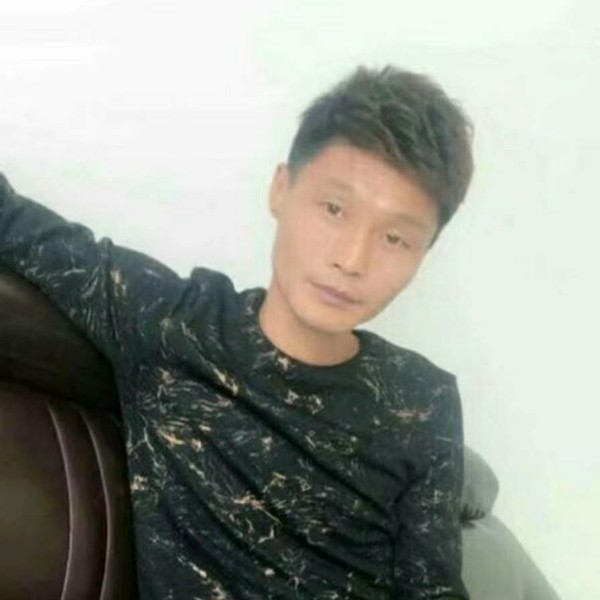 黄民镇的照片