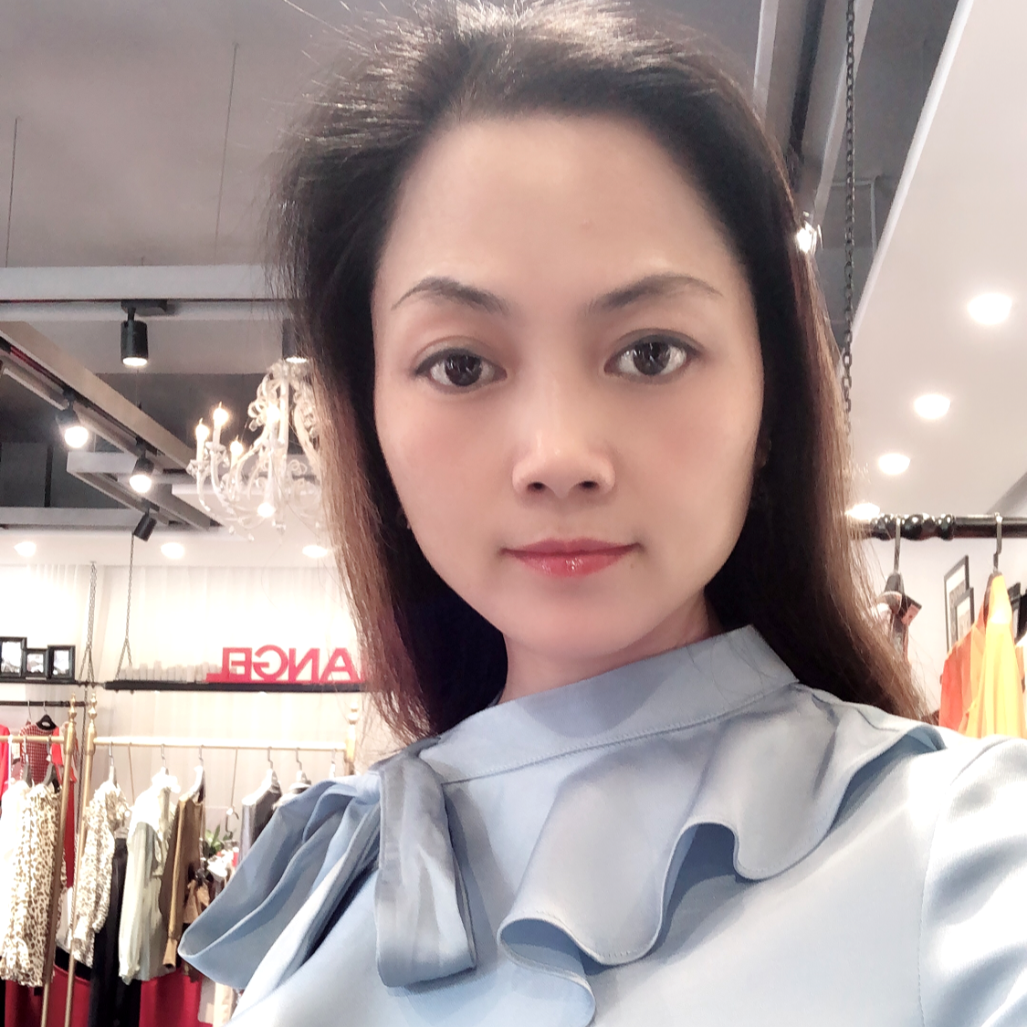 时光漫步明亮的照片