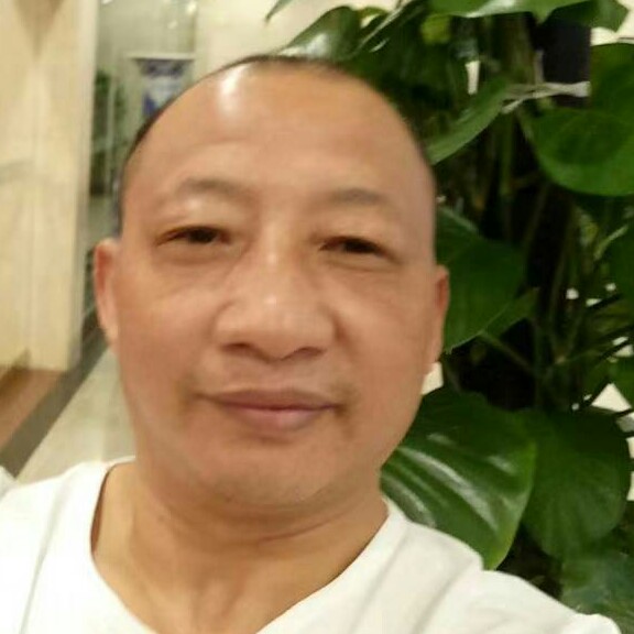 小蜜蜂文静的照片