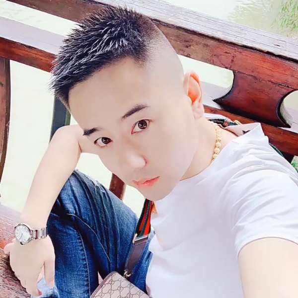 抹不掉的轻狂♀的照片