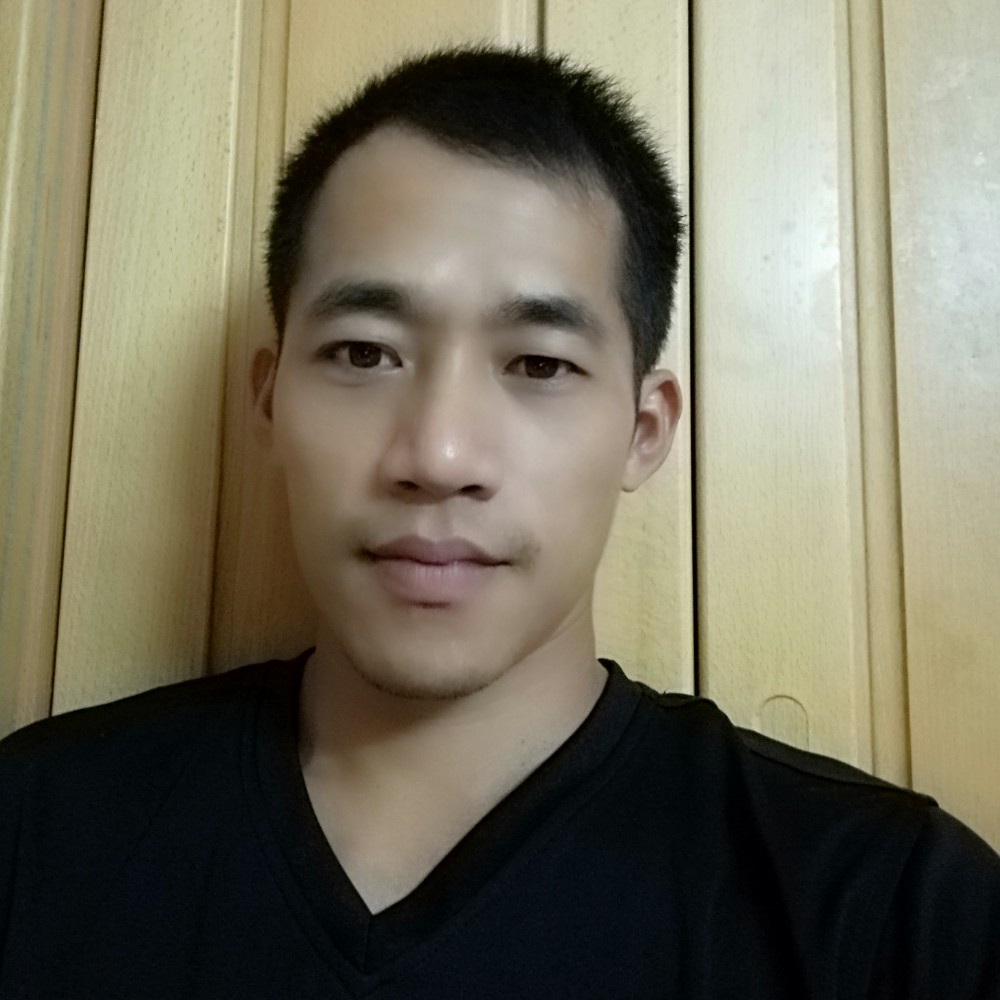 翅膀放弃俊秀的照片
