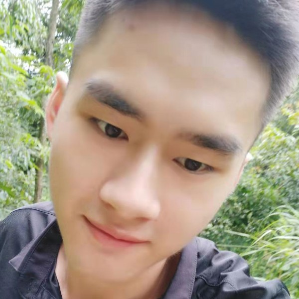 怕孤独闻爱情的照片