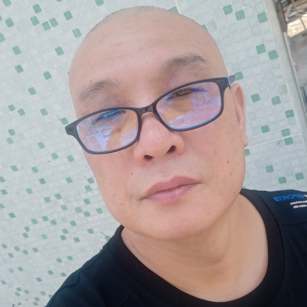 英勇回首旧颜的照片