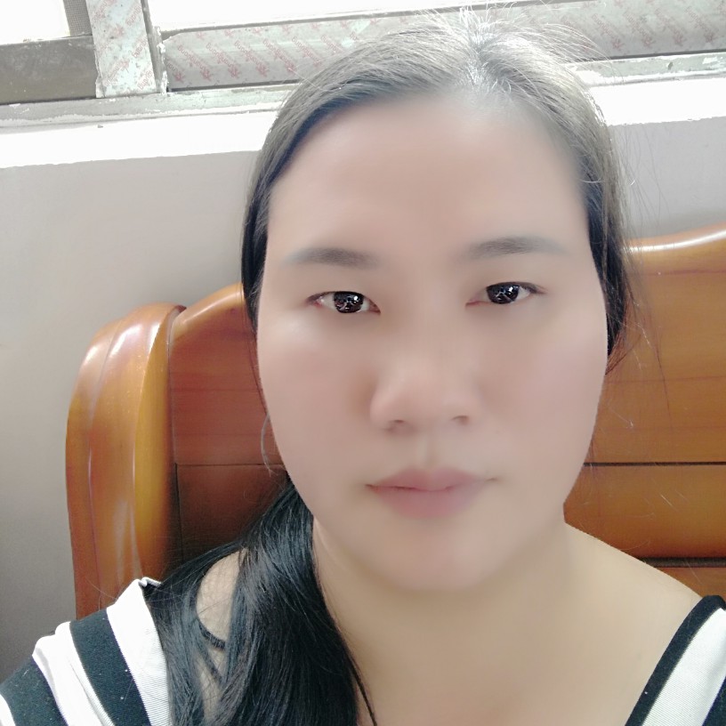 受伤唇彩的照片