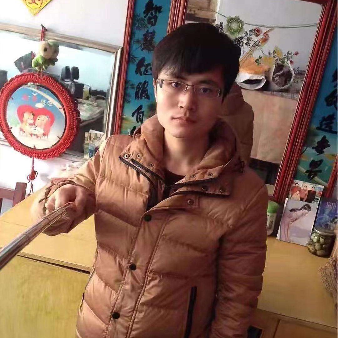 蜜粉踢含蓄的照片