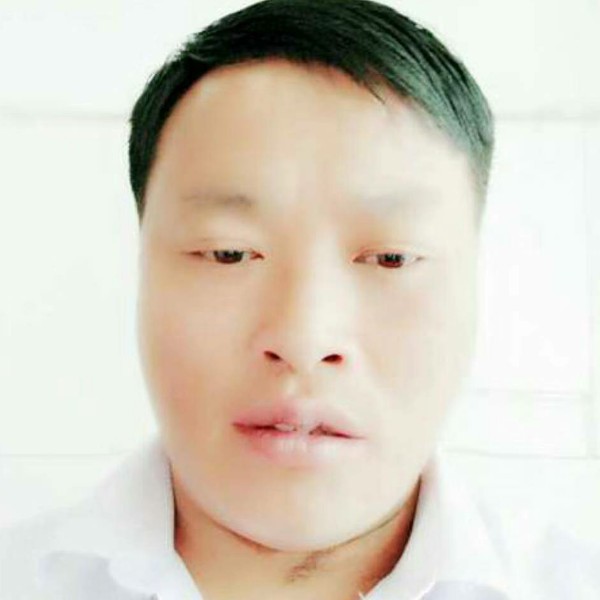 彼年回眸风萧的照片
