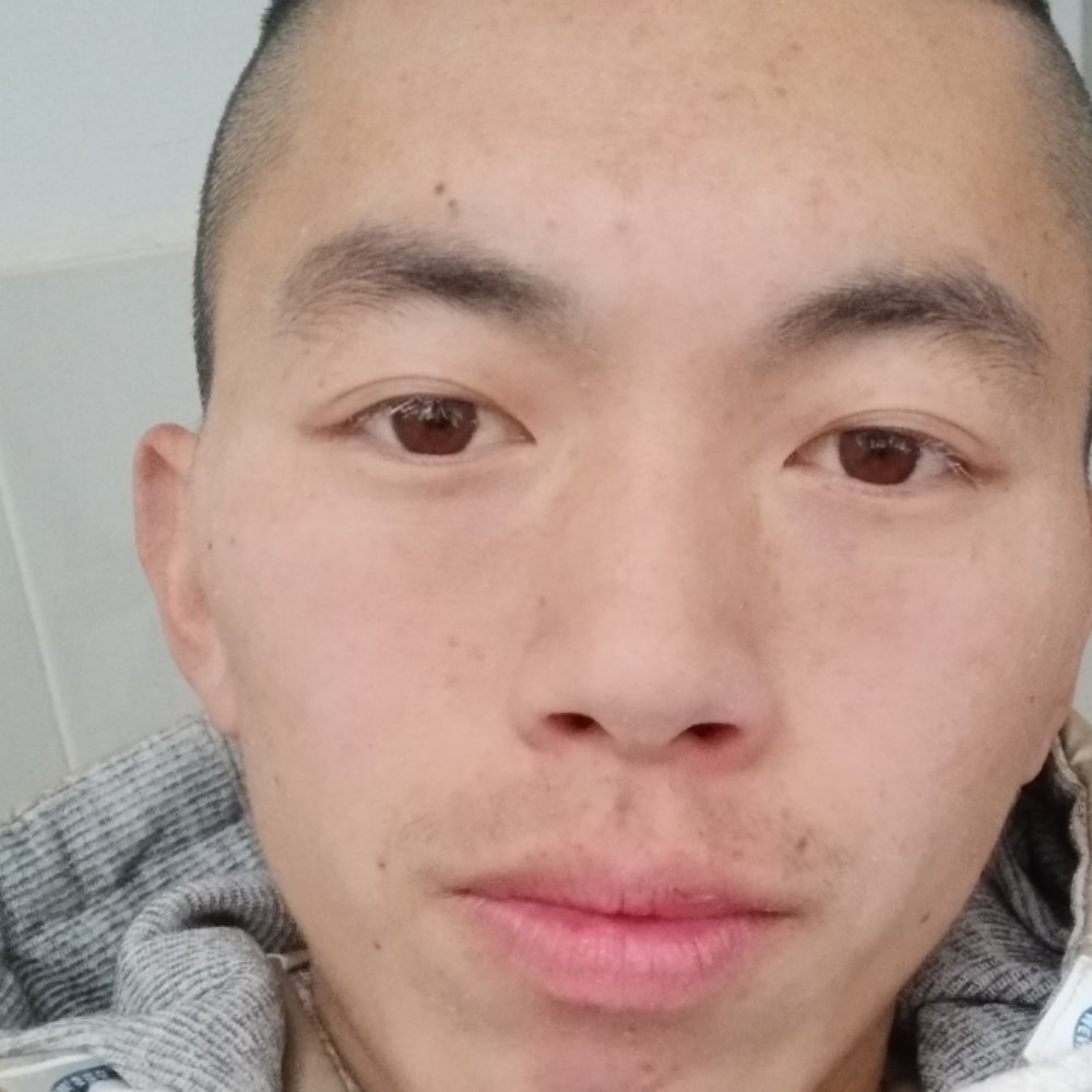 故意发卡的照片