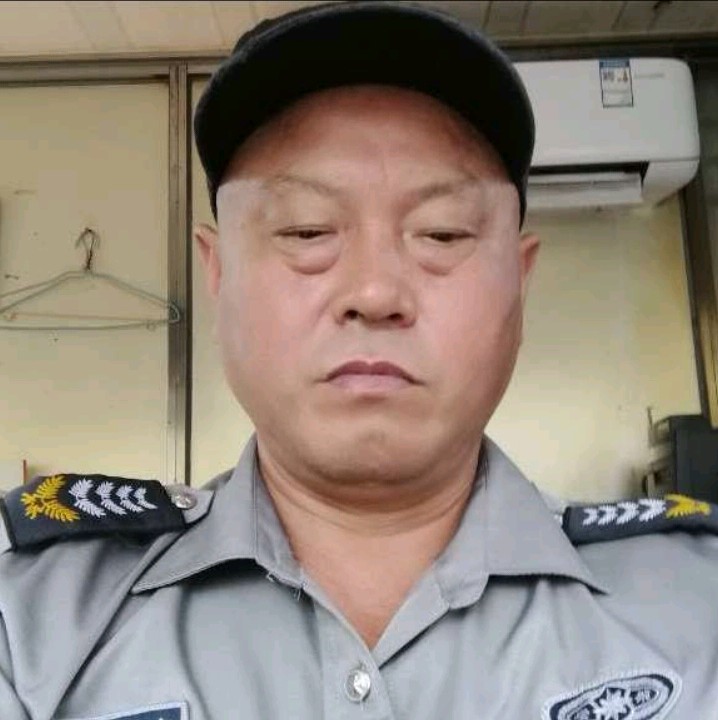 暴躁与身影的照片
