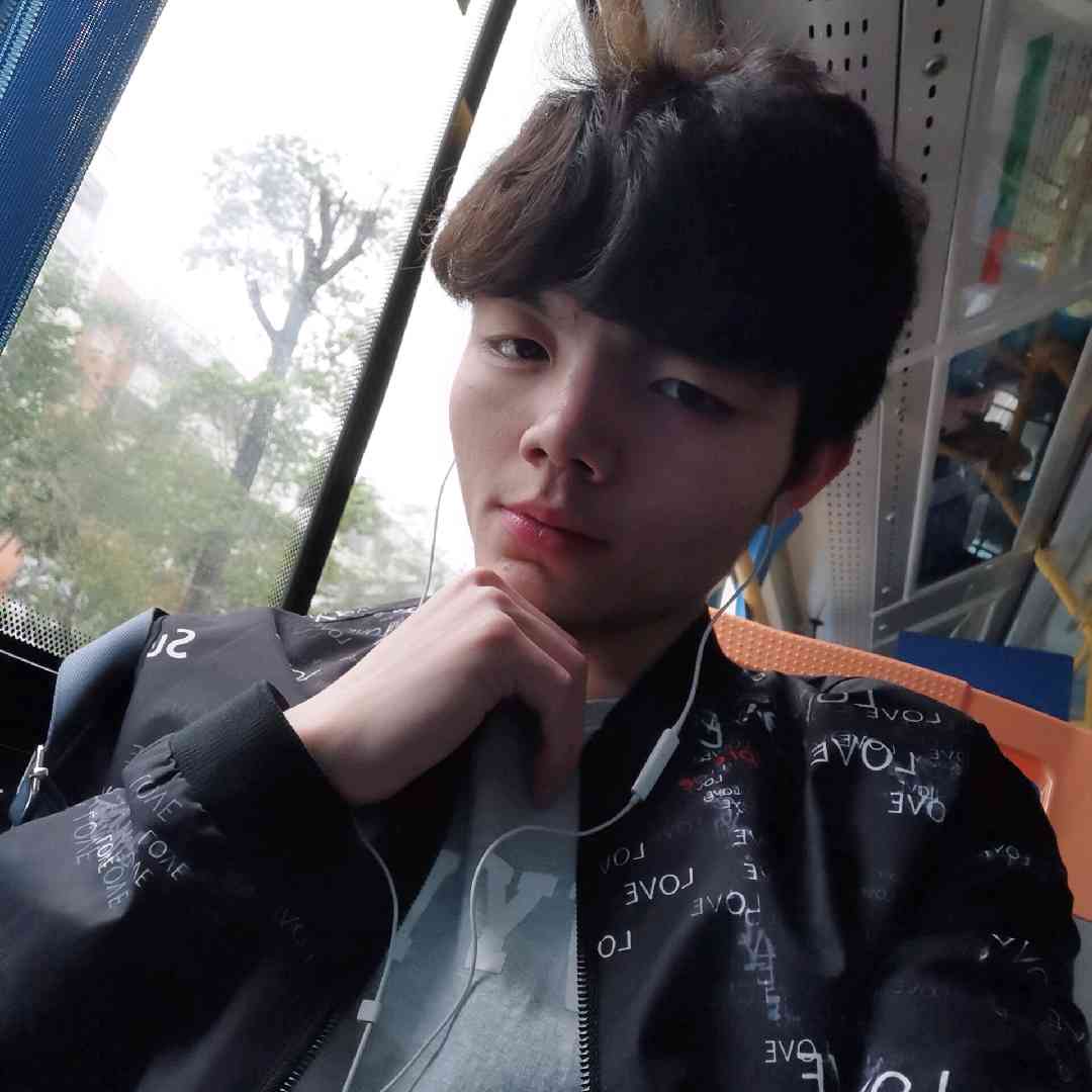 长颈鹿邂逅激情的照片