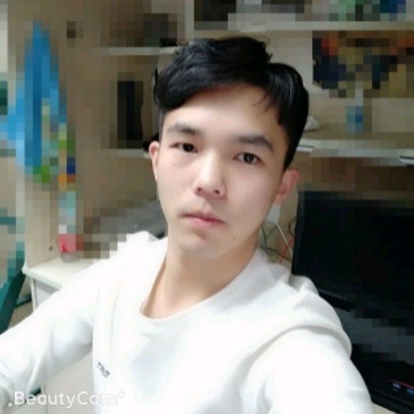 不仄言的照片