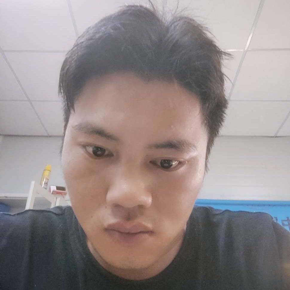 喜悦打芒果的照片