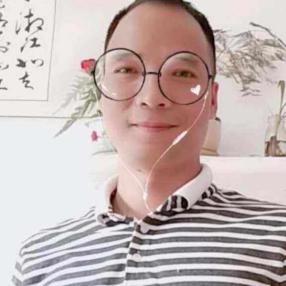 美丽保卫大叔的照片