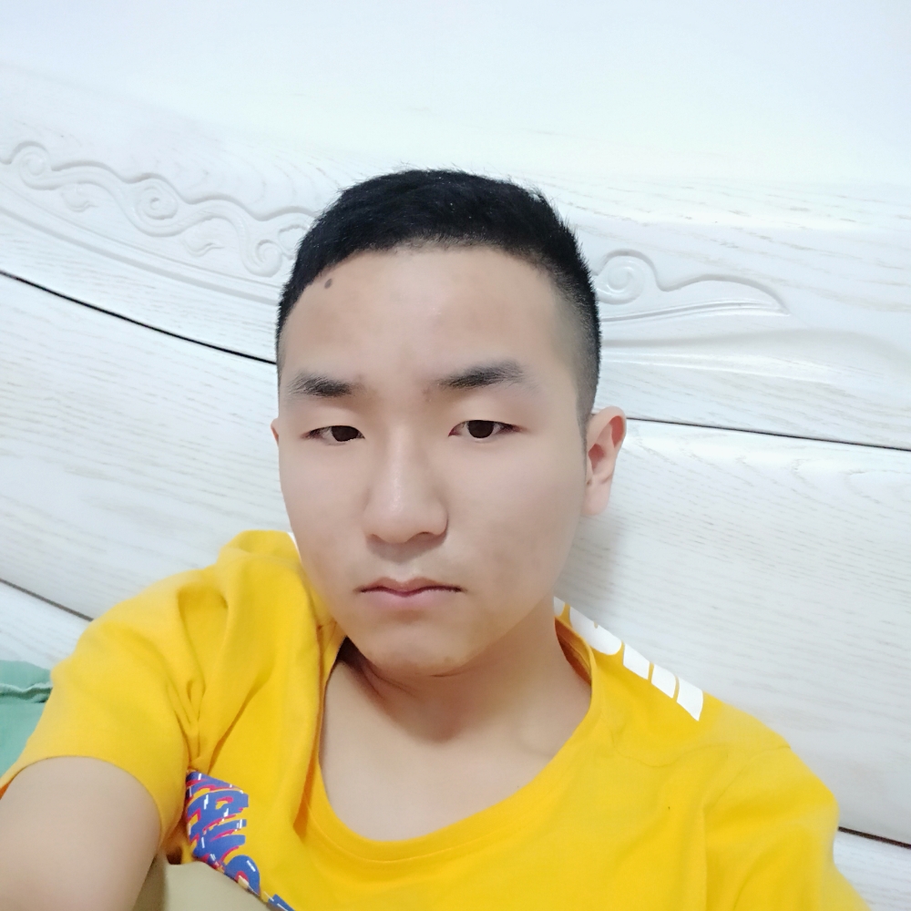 内向还硬币的照片