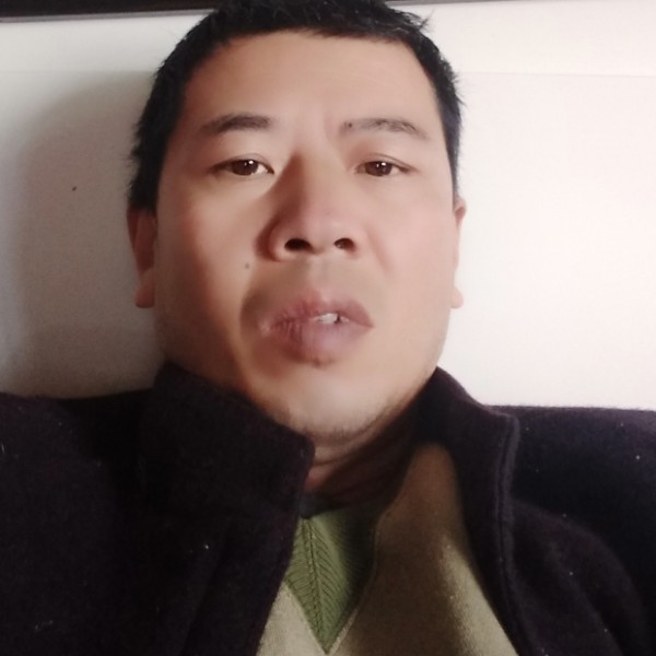 能干迎暖阳的照片