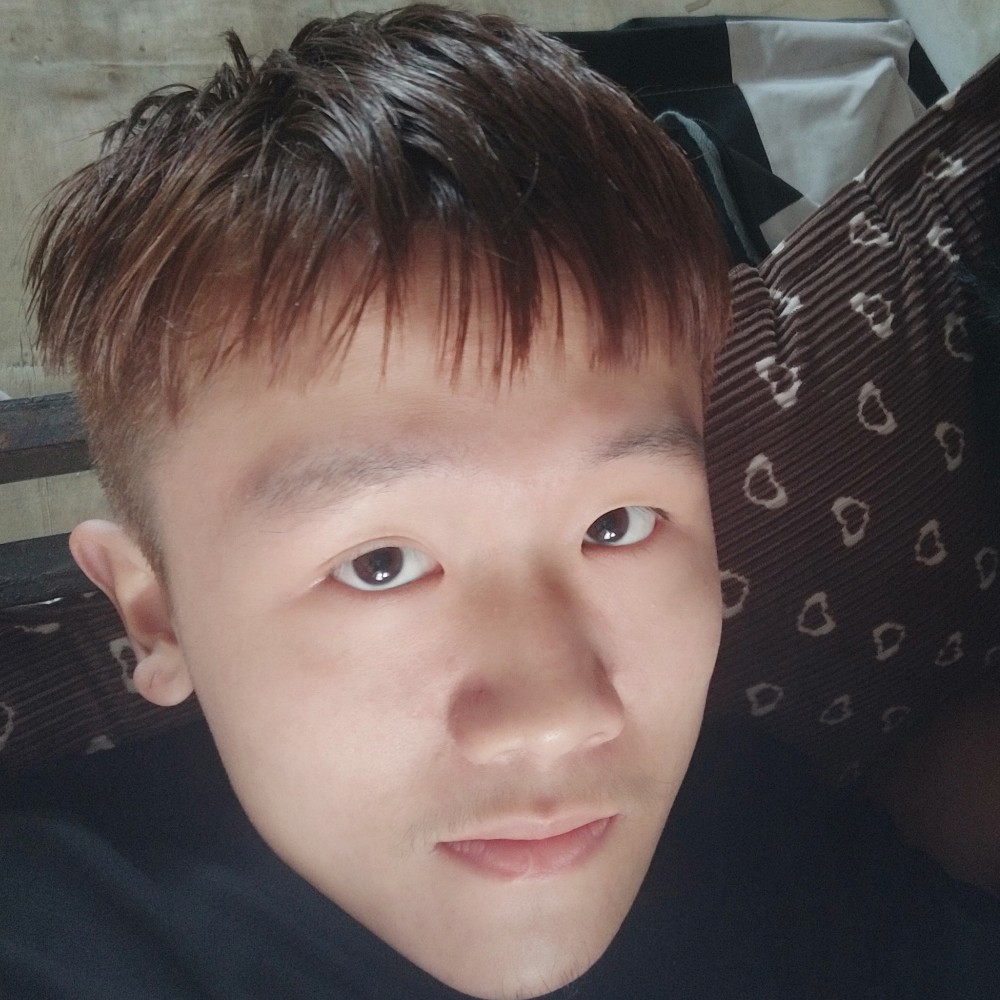 酒窝蹁跹彪壮的照片