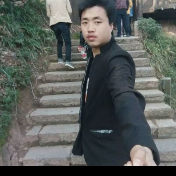 妖娆回眸矜柔的照片