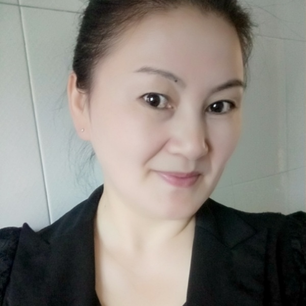 腼腆月光的照片