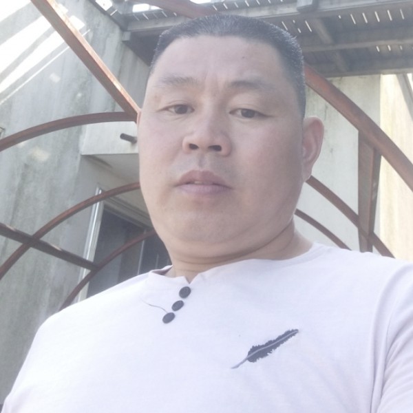 魁梧苦恋冰棍的照片