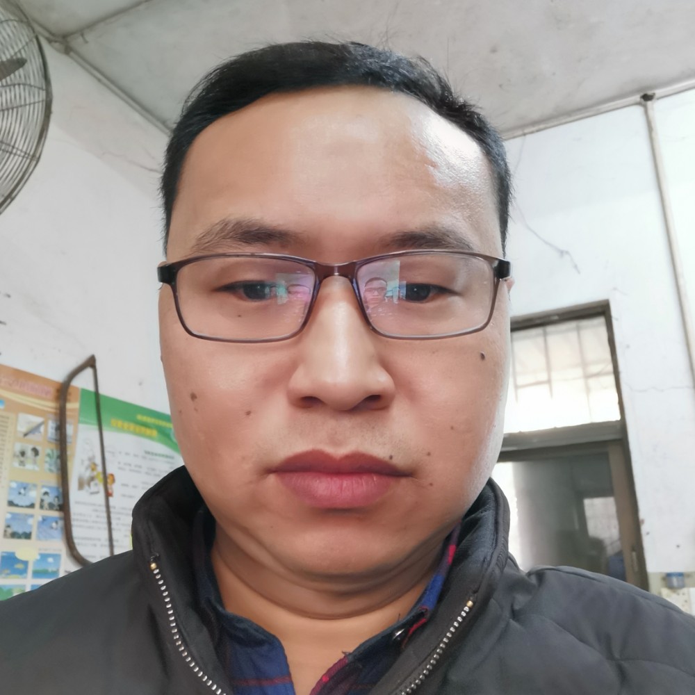 啊比丘的照片