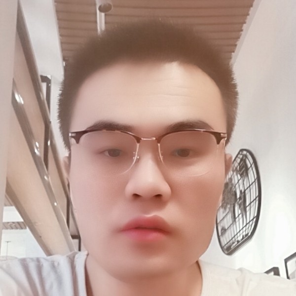 雪狼强子的照片