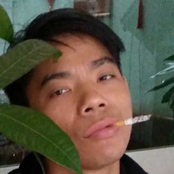 张芳浪的照片