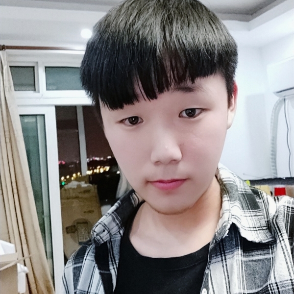 千羽流云的照片