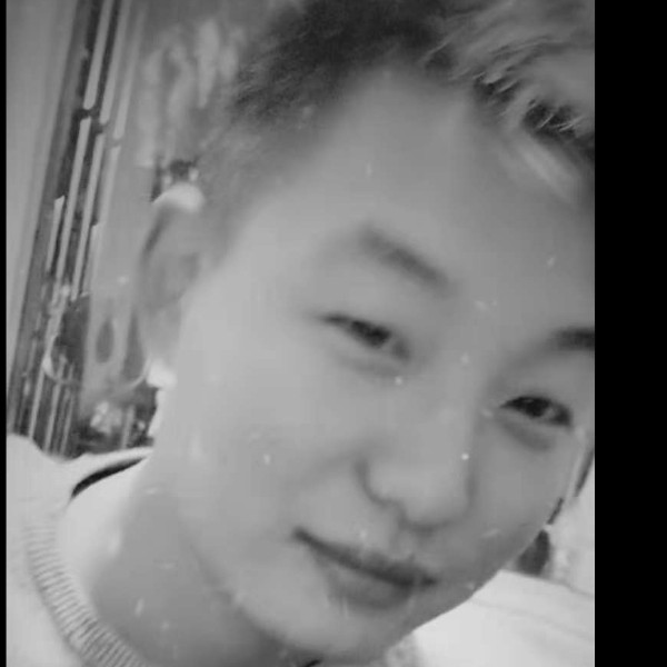 陌殇噬情的照片